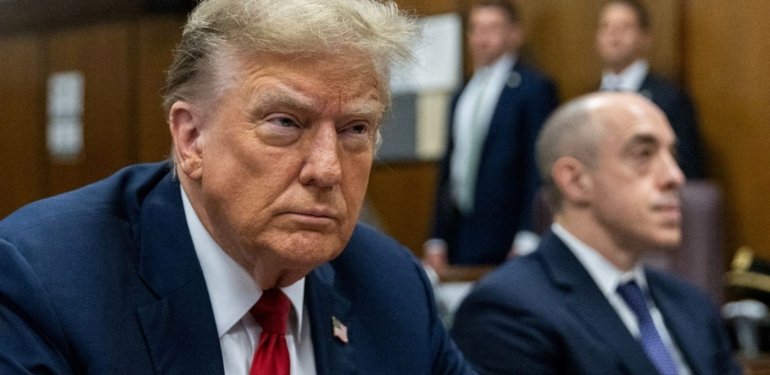 Trump’ın “sus payı” davasında yargıçtan hapis cezası tehdidi