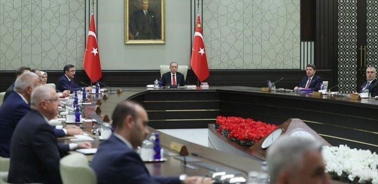 Kabine toplantısı sona erdi: Kabine toplantısı kararları ne zaman, saat kaçta açıklanacak? Gözler öğretmen atamalarında
