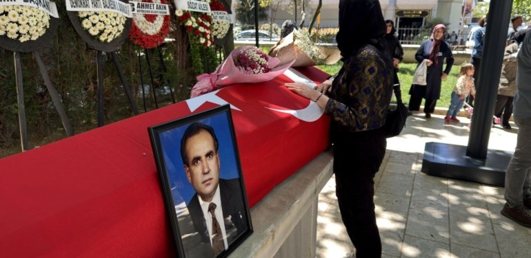 DYP’li eski milletvekili Hüseyin Balyalı toprağa verildi