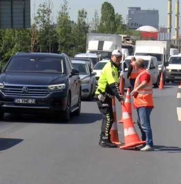 Esenler’de zincirleme kaza: Trafik durma noktasına geldi