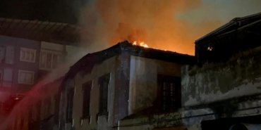 Hatay’da tarihi binada yangınında 2 gözaltı