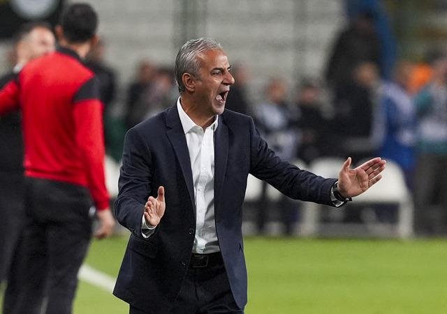Ünlü yorumcu yaşanan puan kaybı sonrası resmen duyurdu “Fenerbahçe