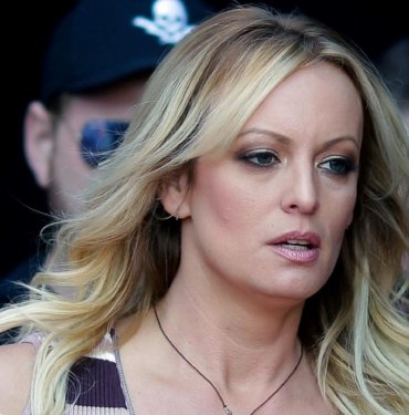 Trump’ın “sus payı” davası: Stormy Daniels hayatının kaosa dönüştüğünü söyledi