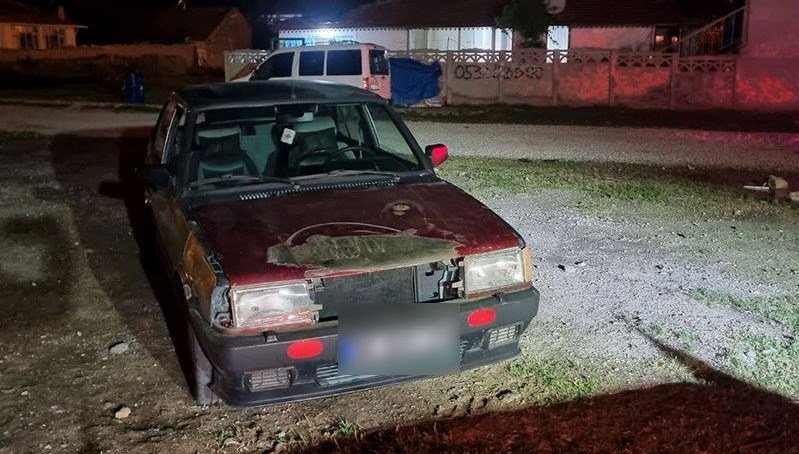 Düğün konvoyunda zarf kavgası: Araçla arkadaşının üzerinden geçti
