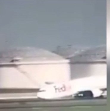 İstanbul Havalimanı’nda kargo uçağı gövde üzeri iniş yaptı