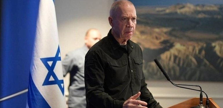 Hizbullah, İsrail Savunma Bakanı’nın ziyaret ettiği askeri üssü vurdu