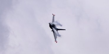 Singapur’da F-16 savaş uçağı düştü: Eğitimler askıya alındı