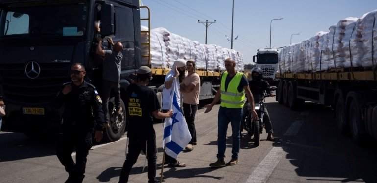 İsrailli belediye başkanı Gazze’ye giden yardımları engelledi
