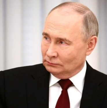 Putin: “Askerlerimizin üstünde sinek gibi İHA’lar uçuyor”