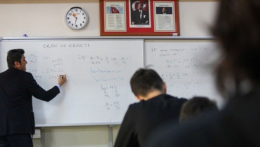 Okullar yarın açık mı? Okulların tatil olduğu iddiasına MEB’den açıklama