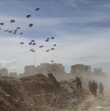 Hamas’tan sivillerin ölmesi nedeniyle havadan yardım operasyonlarının durdurulması çağrısı