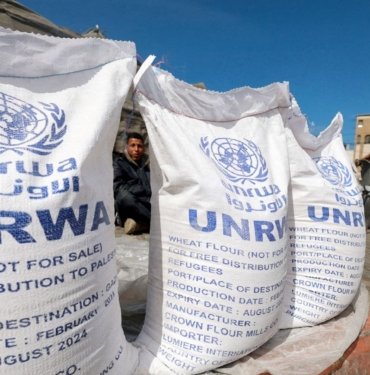 İsrailli yerleşimciler UNRWA’nın Kudüs’teki merkezini ateşe verdi: Yerleşke kapatıldı