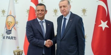 Özgür Özel’den emekli maaşı çağrısı: El ele vereceğiz