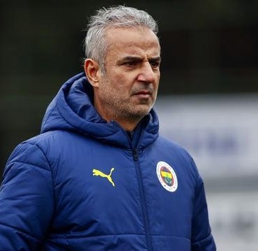 Fenerbahçe Teknik Direktörü İsmail Kartal eleştiriler sonrası çılgına döndü! “Puan rekoru kırdım daha ne yapayım”