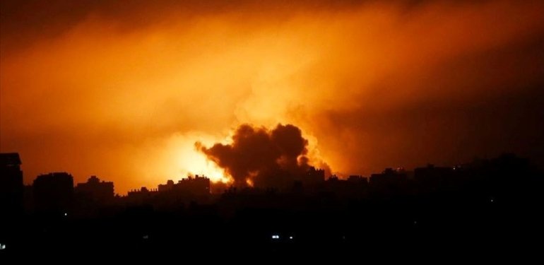 İsrail, Gazze’ye saldırdı: Biri gazeteci çok sayıda kişi öldü