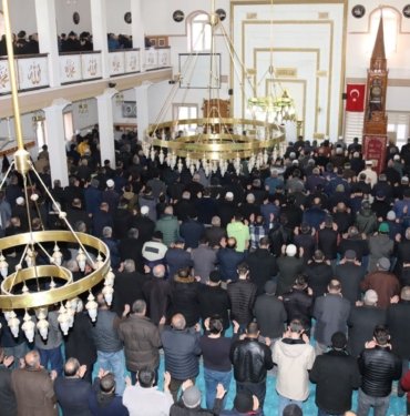 Cuma namazı saat kaçta kılınacak? 10 Mayıs il il (İstanbul, Ankara, İzmir…) cuma namazı vakitleri