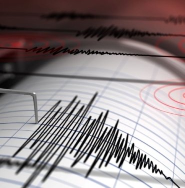 Komşu Azerbaycan’da 5,2 büyüklüğünde deprem