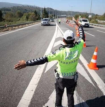 Anadolu Otoyolu’nun Düzce kesiminde ulaşım tek şeritten sağlanacak