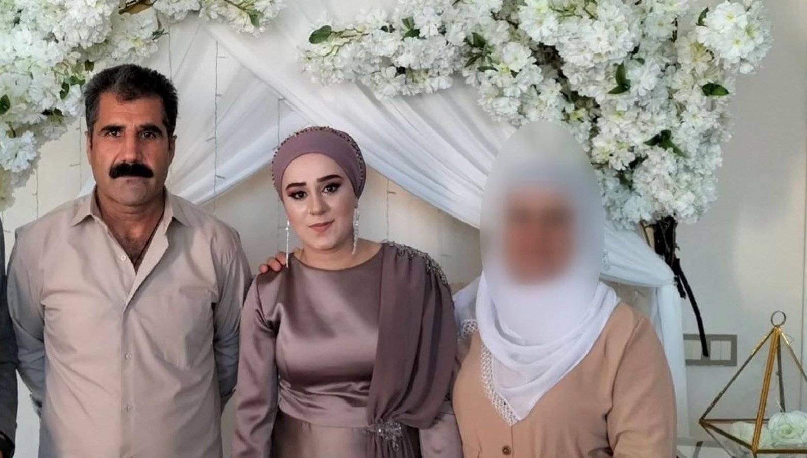 Sevgi cinayete mi kurban gitti? | “Beni dövüyor” diye aramış
