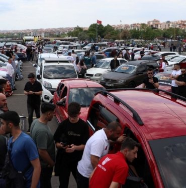 Modifiye araç tutkunları Tekirdağ’da buluştu