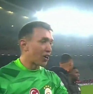 Muslera maç sonunda Türkçe konuştu, söylediklerine kimse anlam veremedi!
