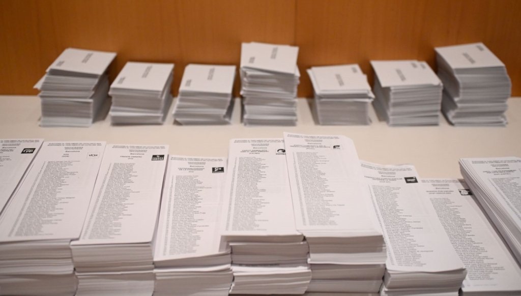 Katalonya’da parlamento seçimi: Sosyalist Parti 42 vekil elde etti