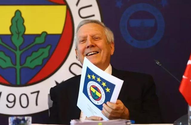 Fenerbahçe kulisleri fokur fokur kaynıyor! Şampiyonluk ihtimalinin mucizelere kalmasının ardından Aziz Yıldırım sahneye çıkıyor…