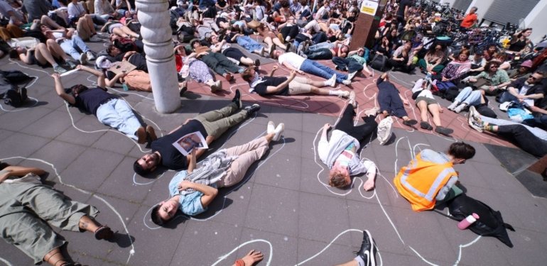 Hollanda’daki üniversitelerden ortak  Filistin protestosu
