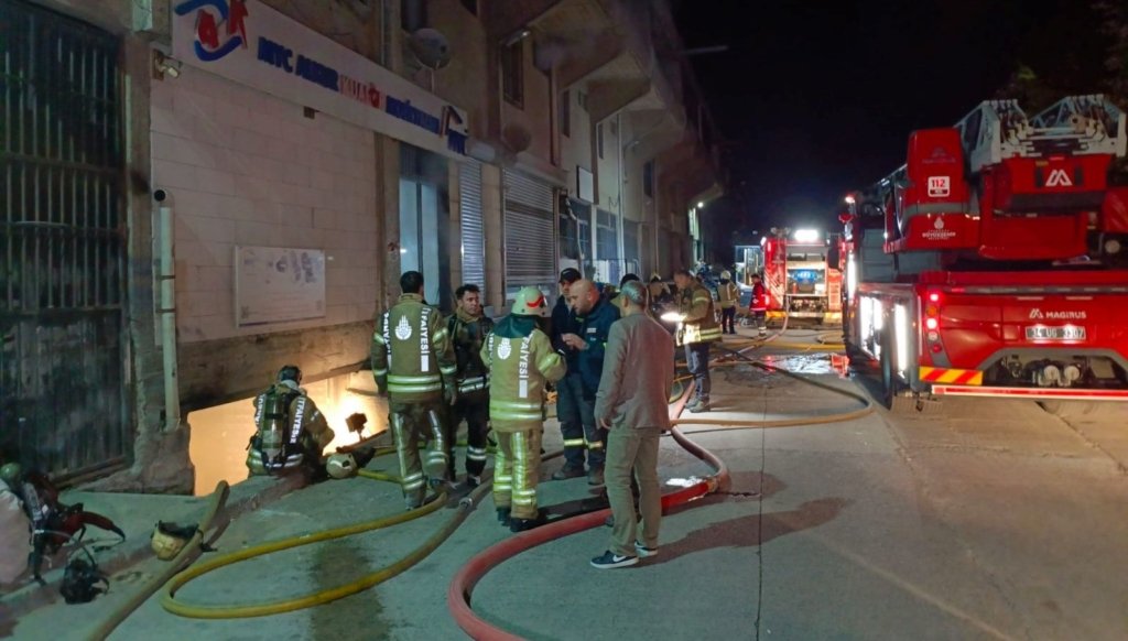 İstanbul’da mobilya atölyesinde yangın