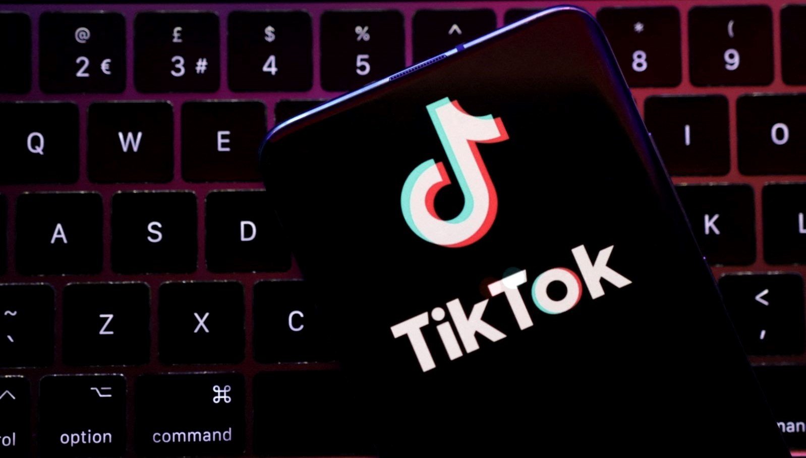 TikTok, platform üzerinde yapay zeka destekli arama özelliğini test ediyor