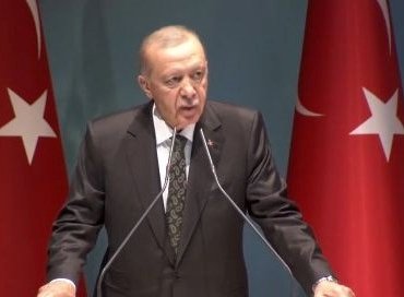 Cumhurbaşkanı Erdoğan’dan seçim değerlendirmesi: Hata değil, yanlışta ısrar kaybettirir