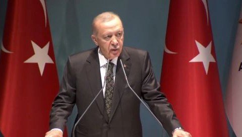 Cumhurbaşkanı Erdoğan’dan seçim değerlendirmesi: Hata değil, yanlışta ısrar kaybettirir