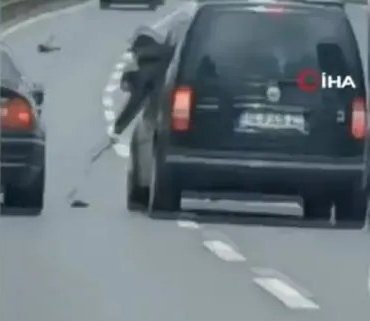 İstanbul’da trafikte levyeli saldırı