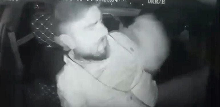 Ankara’da taksiciye satırlı saldırı: Şoförün parmağı koptu