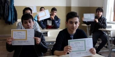 Karne günü ne zaman, okullar ne zaman kapanacak? 2024 yaz tatili için geri sayım