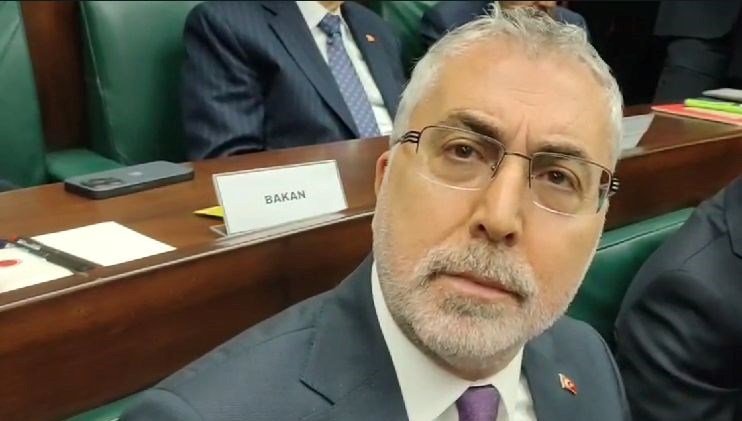 SON DAKİKA: Çalışma ve Sosyal Güvenlik Bakanı Vedat Işıkhan’dan asgari ücret açıklaması