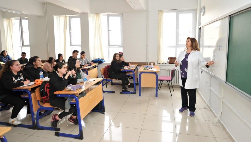MEB ortaokul öğrencileri için ilk kez “zanaat okulu” açacak