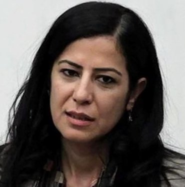 Ayla Akat Ata kimdir? (Ayla Akat Ata’nın özgeçmişi)