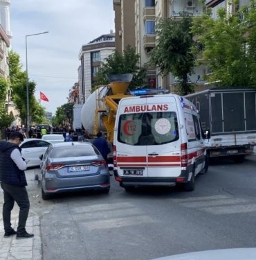 Beton mikserinin çarptığı kadın hayatını kaybetti