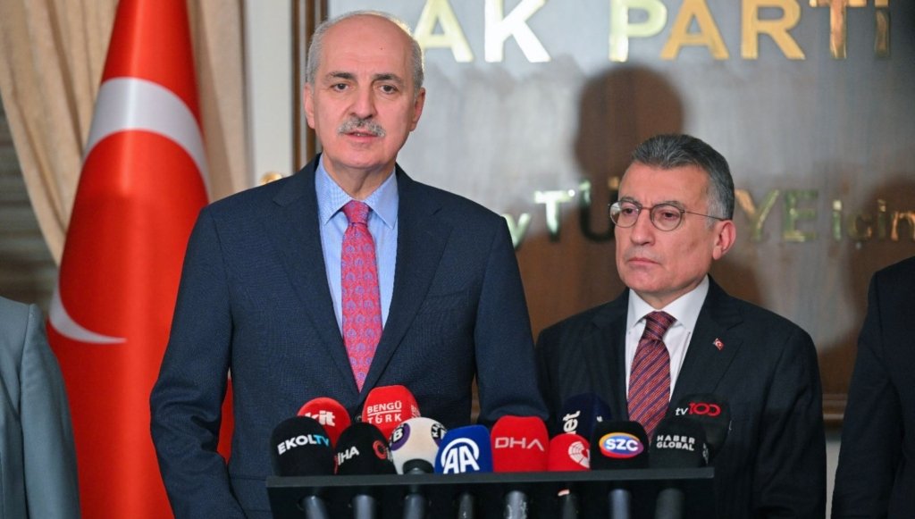 TBMM Başkanı Kurtulmuş’tan AK Parti’ye yeni anayasa ziyareti