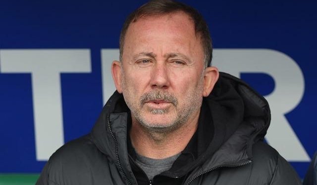 Beşiktaş Sergen Yalçın ile görüştü! Başarılı hocanın şartları belli oldu