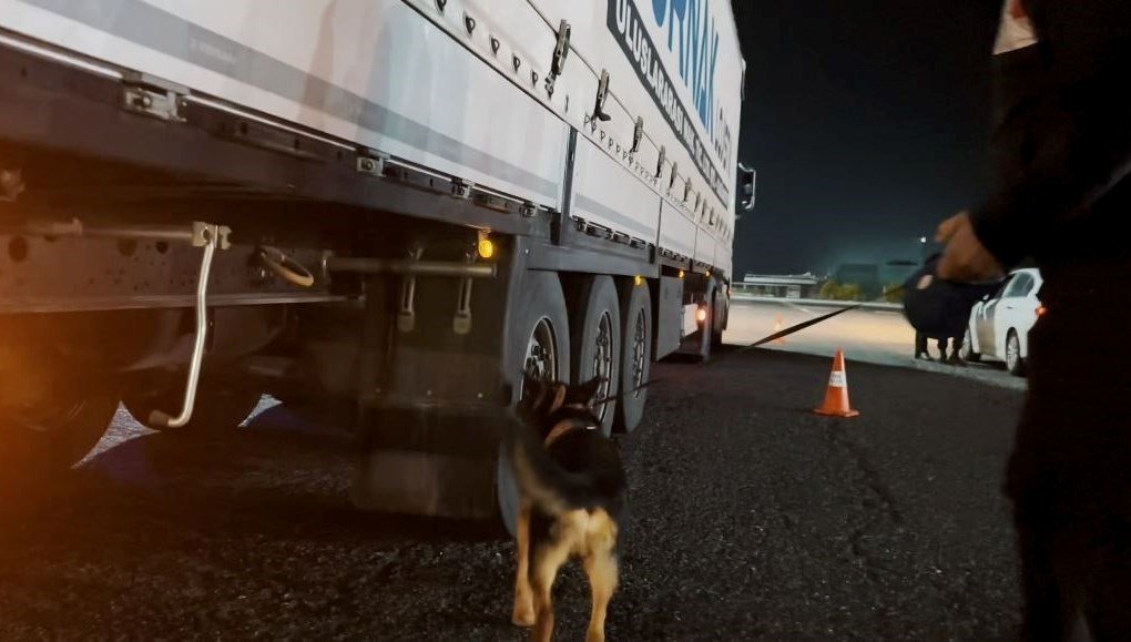 Tekirdağ’da insan kaçakçılarına operasyon