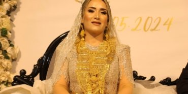 Ağırlığından hareket edemedi: 6 kilo altın ve paralar iki valize sığabildi