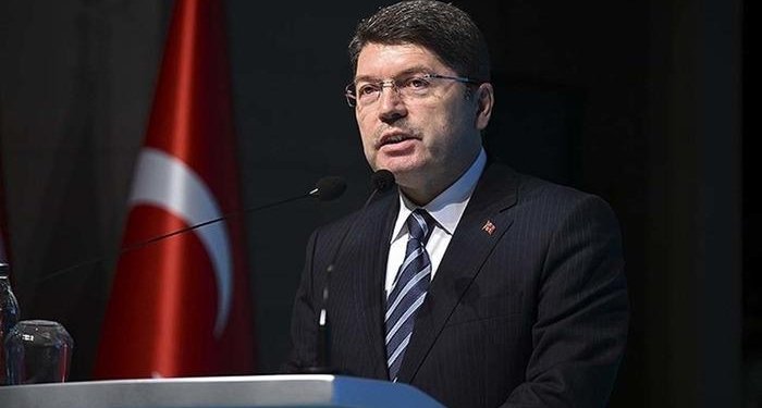 Avukatın, başörtülü hakimler için