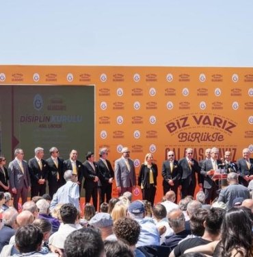 Başkan adayı Süheyl Batum ve ekibi, kongre üyeleriyle buluştu!