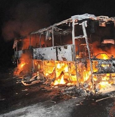 Hindistan’da otobüs faciası: 9 kişi hayatını kaybetti