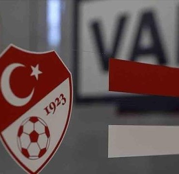 SON DAKİKA | Galatasaray – Fenerbahçe derbisinin VAR hakemi belli oldu!