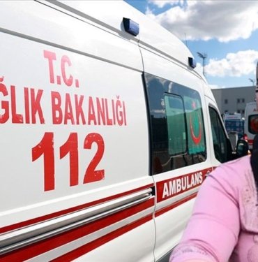 Birlikte yaşadığı kadını bıçaklayarak öldürdü