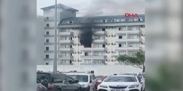 Antalya’da otel lojmanında yangın