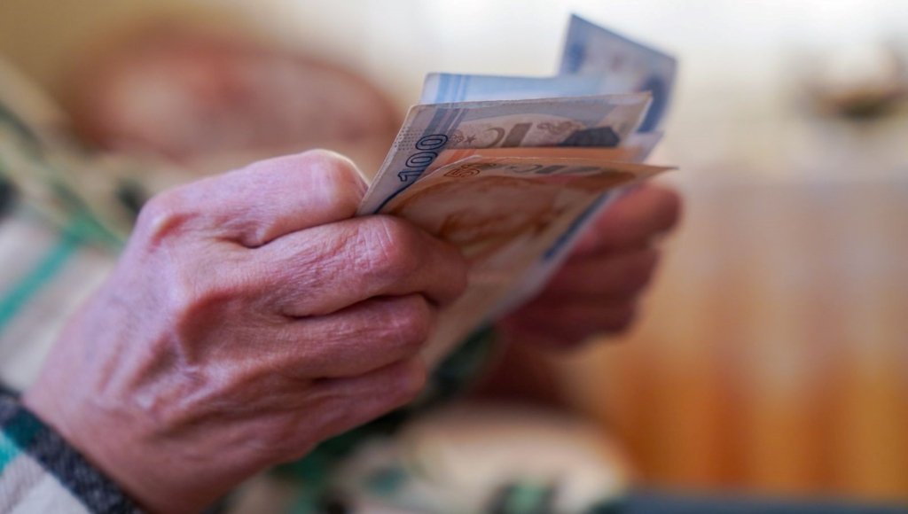Emekli destek paketinde neler var? Bakanı Işıkhan emekliler ile ilgili yeni çalışmaları duyurdu